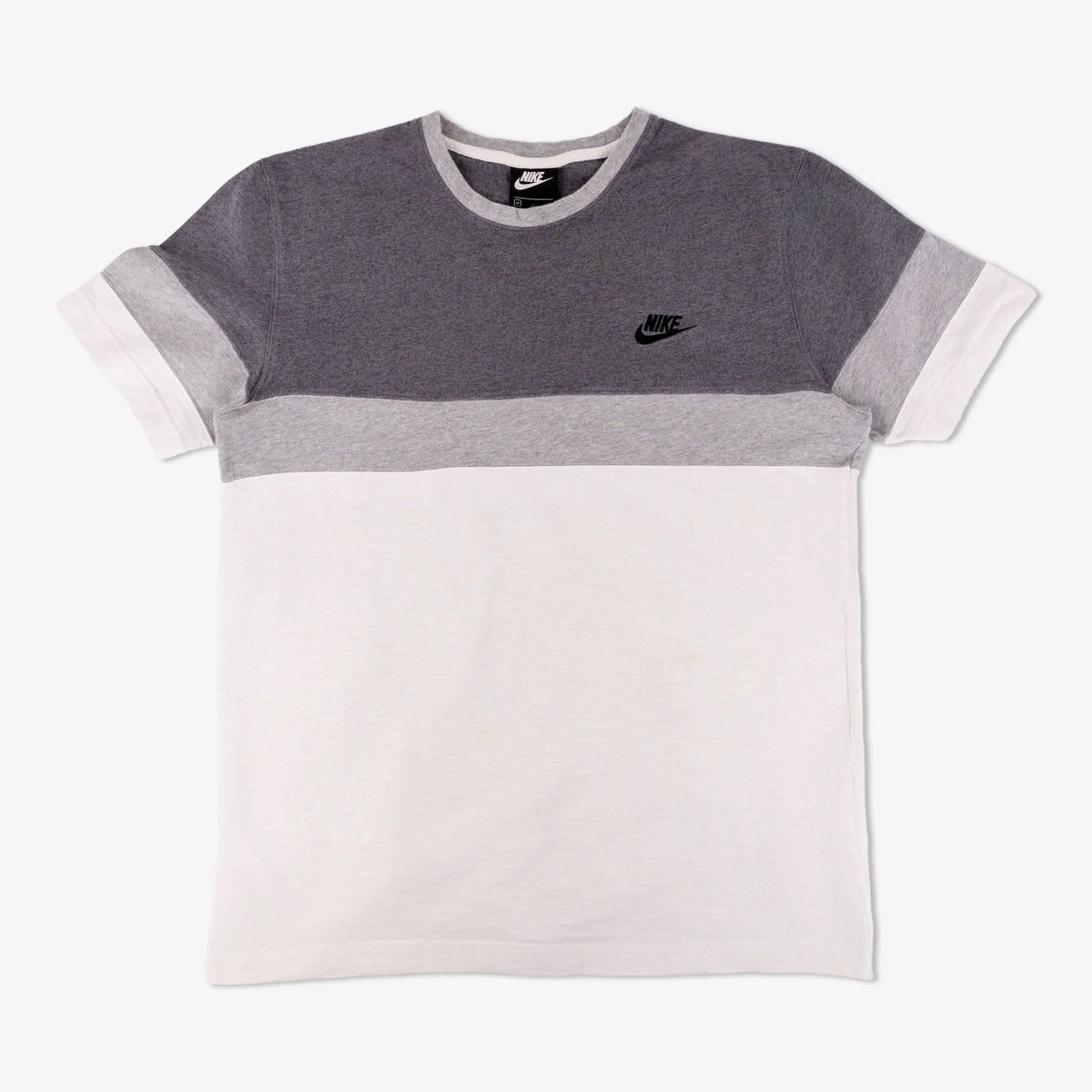 Box 30 T-shirts de marques US-BRAND-T-SHIRTS-KG-GR-11-TAGZ